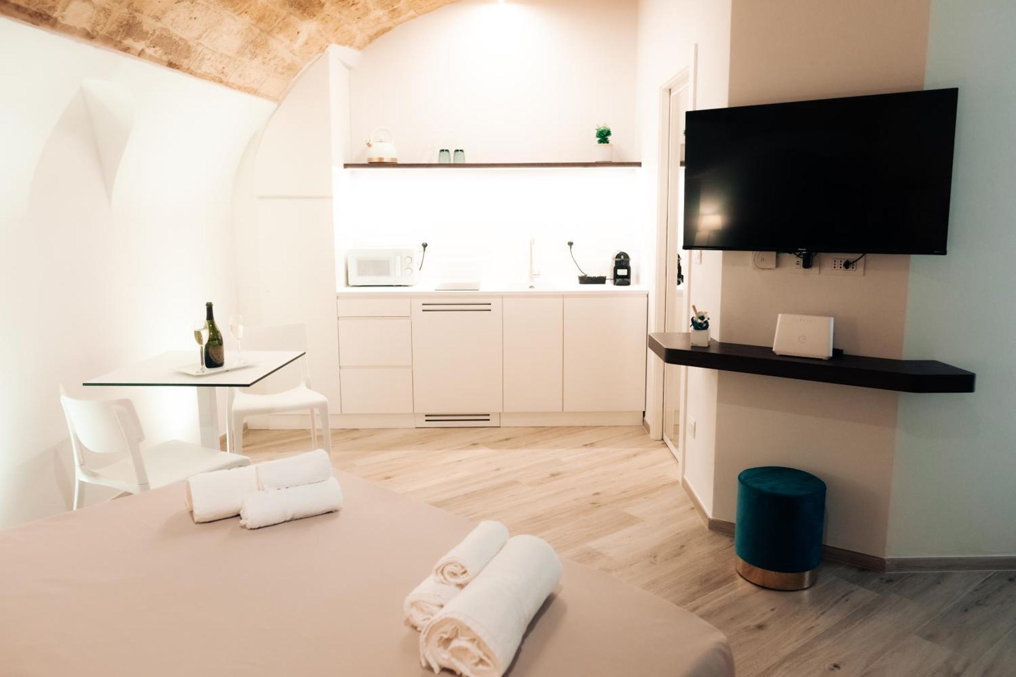 Timeless Apulian Luxury Suite Bari Eksteriør bilde