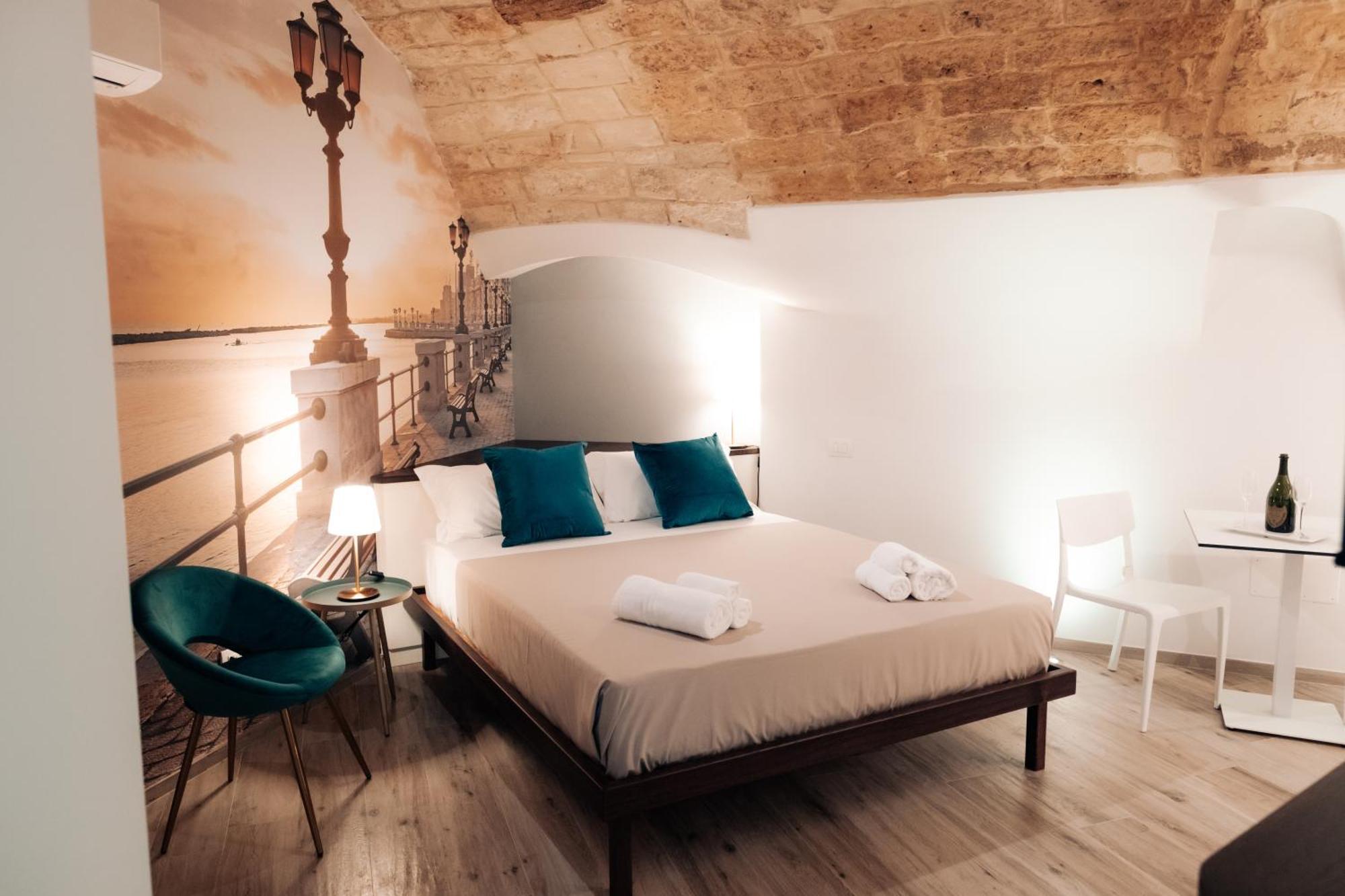 Timeless Apulian Luxury Suite Bari Eksteriør bilde